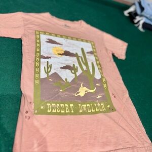 Women’s Graphic T-shirt size XS